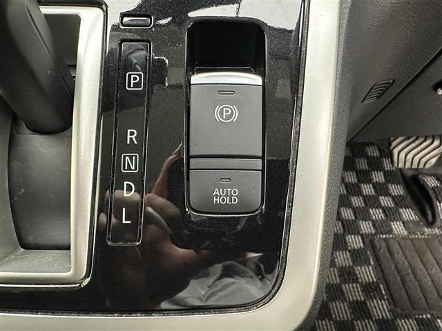 Nissan SERENA 2016 8155101-3