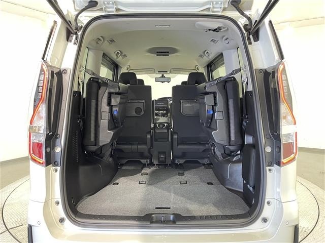 Nissan SERENA 2021 8155108-12