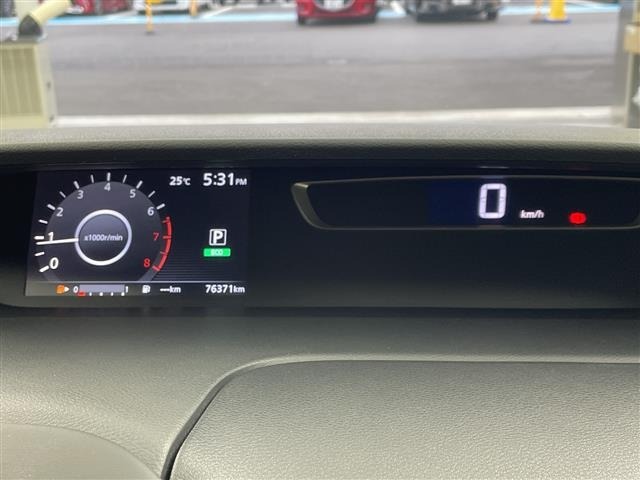 Nissan SERENA 2017 8155112-5