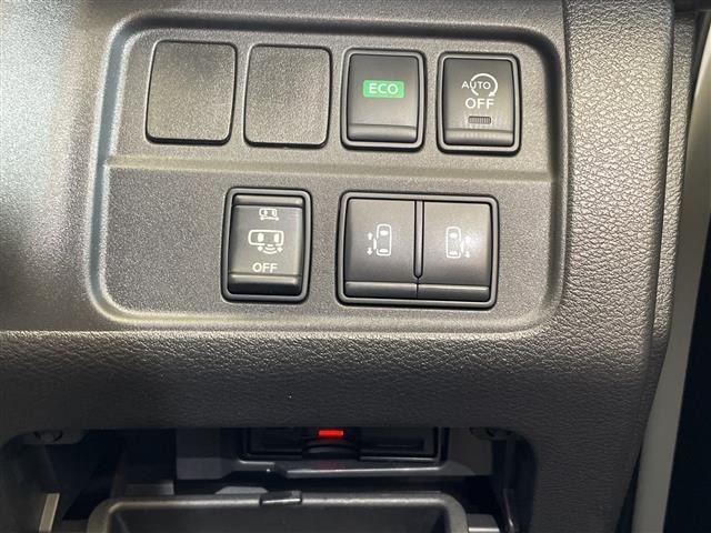 Nissan SERENA 2017 8155136-8