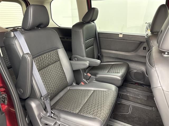 Nissan SERENA 2024 8155146-2
