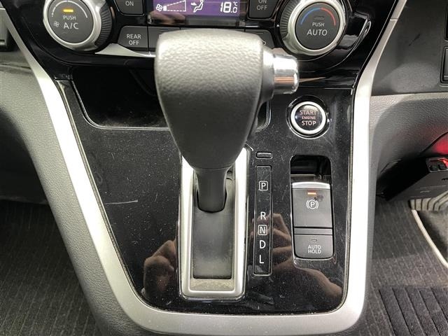 Nissan SERENA 2017 8155151-12
