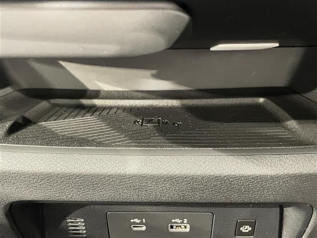 Nissan SERENA 2025 8155171-22