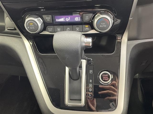 Nissan SERENA 2017 8155177-21
