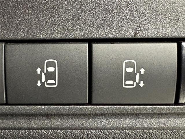 Nissan SERENA 2023 8155186-12