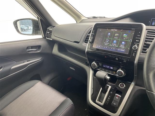 Nissan SERENA 2017 8155208-12