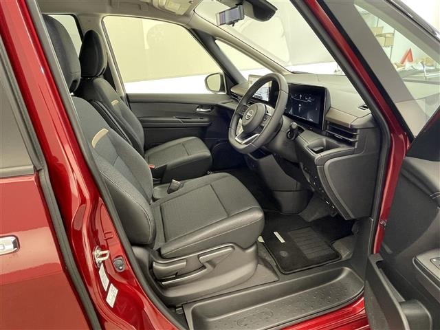Nissan SERENA 2023 8155211-22