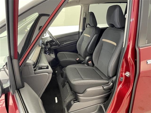 Nissan SERENA 2023 8155211-6