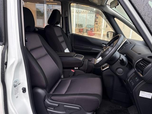 Nissan SERENA 2016 8155224-18