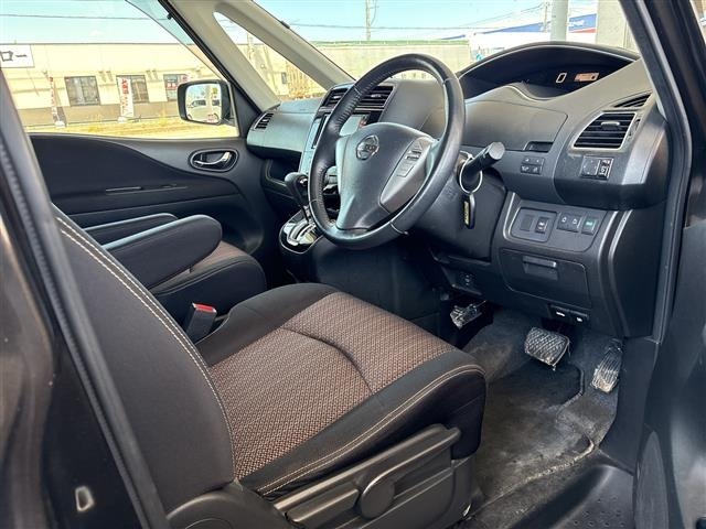 Nissan SERENA 2014 8155236-11