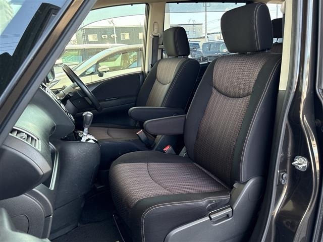 Nissan SERENA 2014 8155236-22