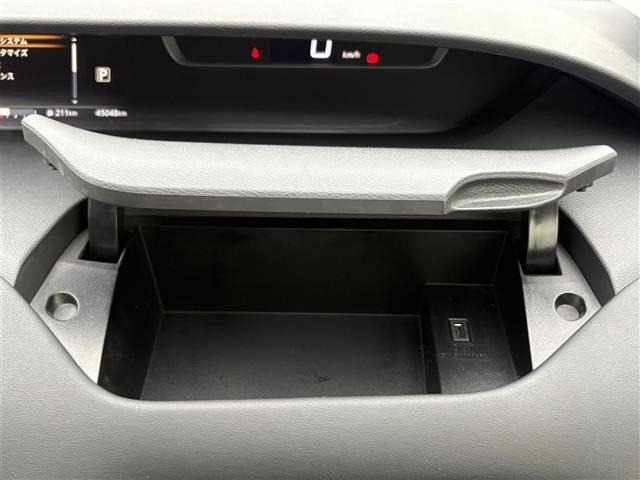 Nissan SERENA 2017 8155237-5