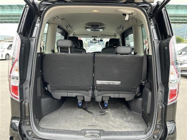 Nissan SERENA 2022 8155278-12