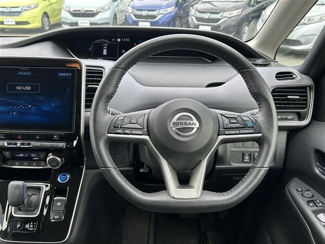 Nissan SERENA 2022 8155278-3