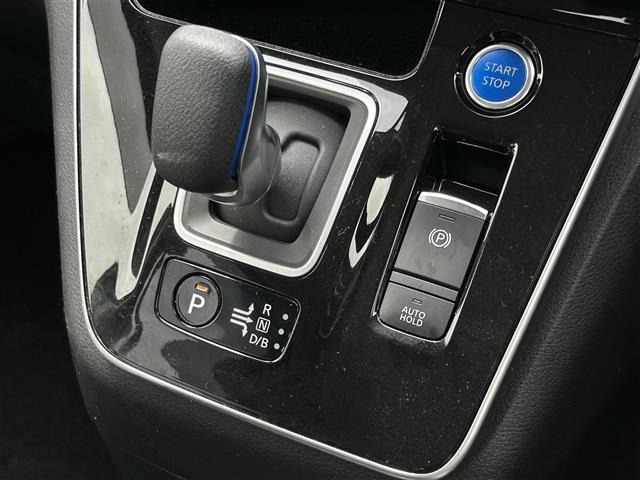 Nissan SERENA 2022 8155292-5
