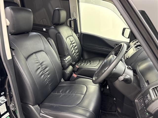 Nissan SERENA 2014 8155293-6