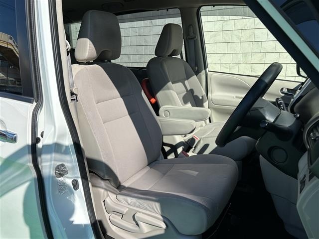 Nissan SERENA 2019 8155296-22