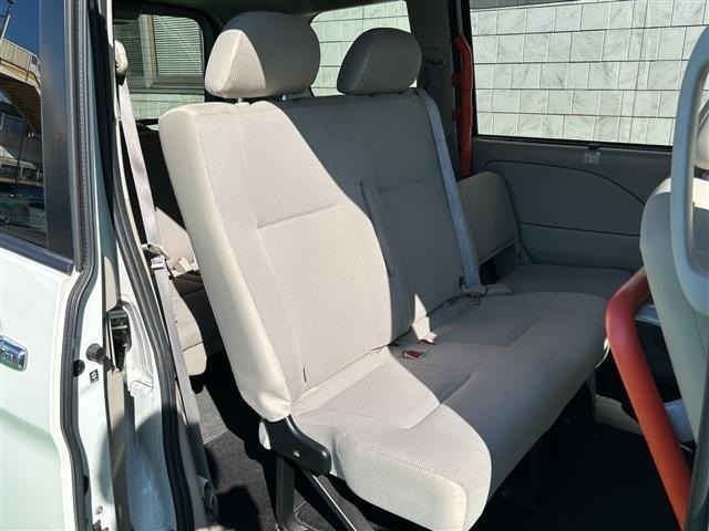 Nissan SERENA 2019 8155296-4