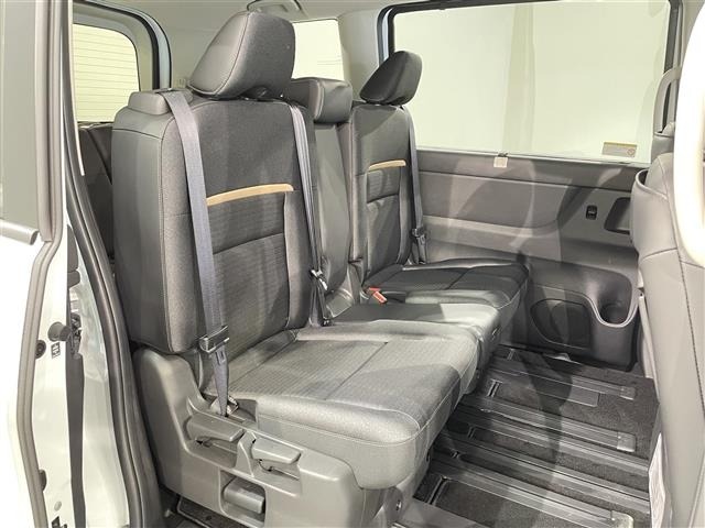 Nissan SERENA 2025 8155318-10