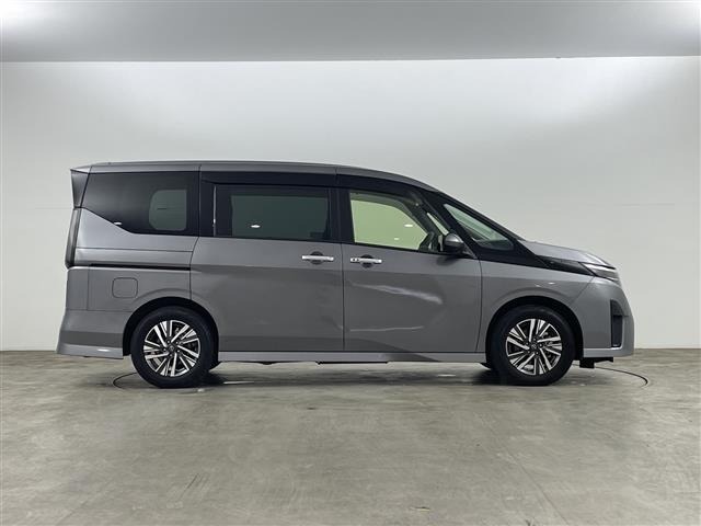 Nissan SERENA 2023 8155335-4