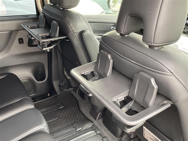 Nissan SERENA 2023 8155442-10