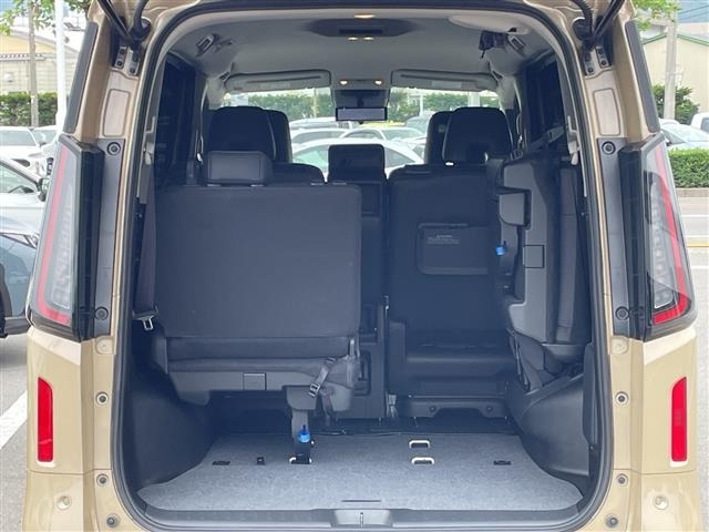 Nissan SERENA 2023 8155442-20