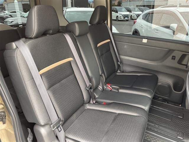 Nissan SERENA 2023 8155442-8