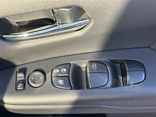 Nissan SERENA 2022 8155450-4