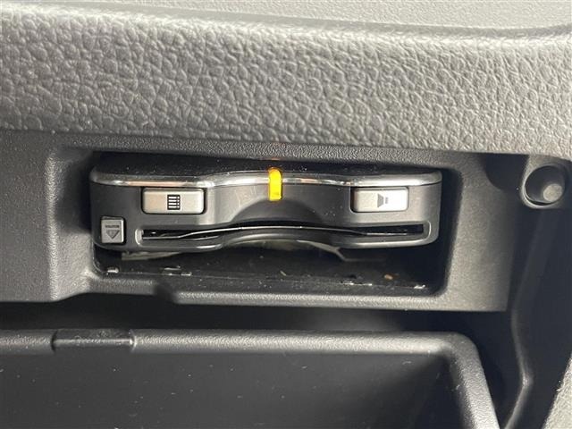 Nissan SERENA 2011 8155464-21
