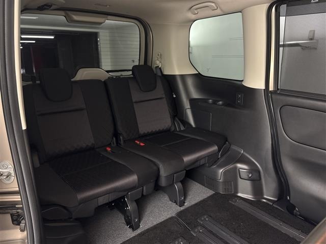 Nissan SERENA 2018 8155475-1