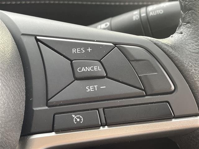 Nissan SERENA 2017 8155526-11