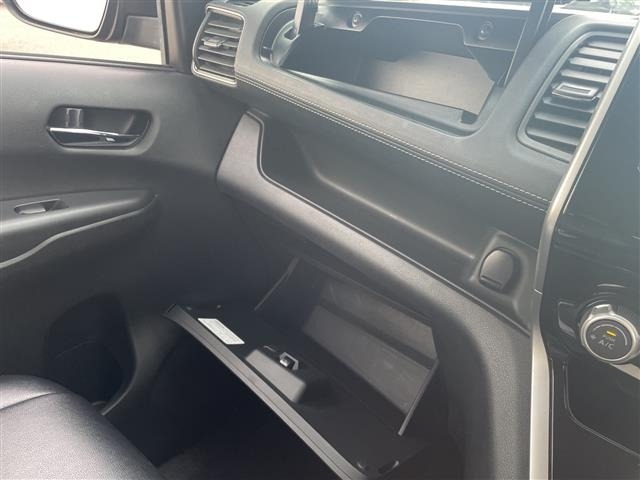 Nissan SERENA 2017 8155526-12