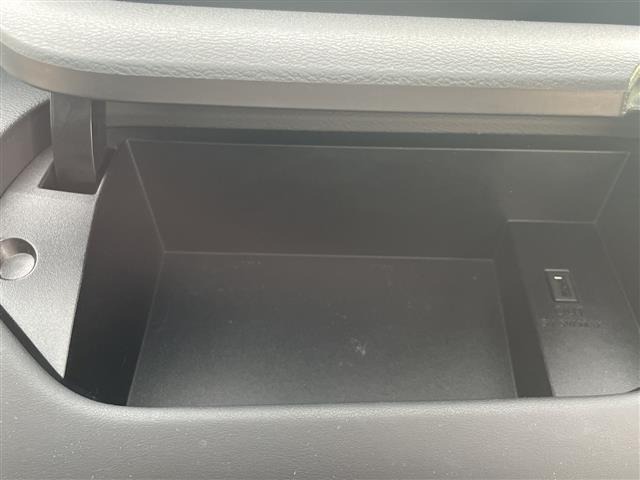 Nissan SERENA 2017 8155526-6