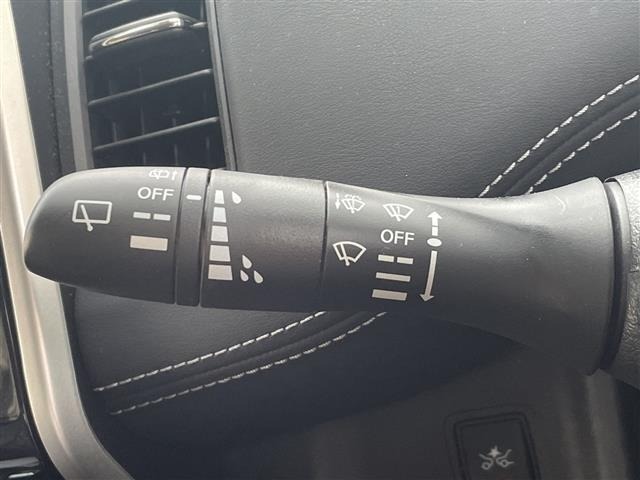 Nissan SERENA 2017 8155526-8