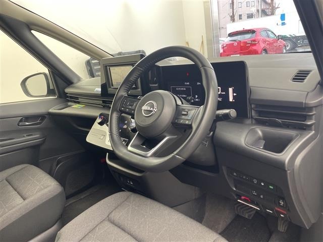 Nissan SERENA 2023 8155527-1