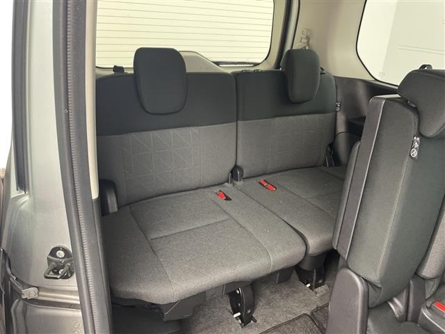 Nissan SERENA 2023 8155527-8