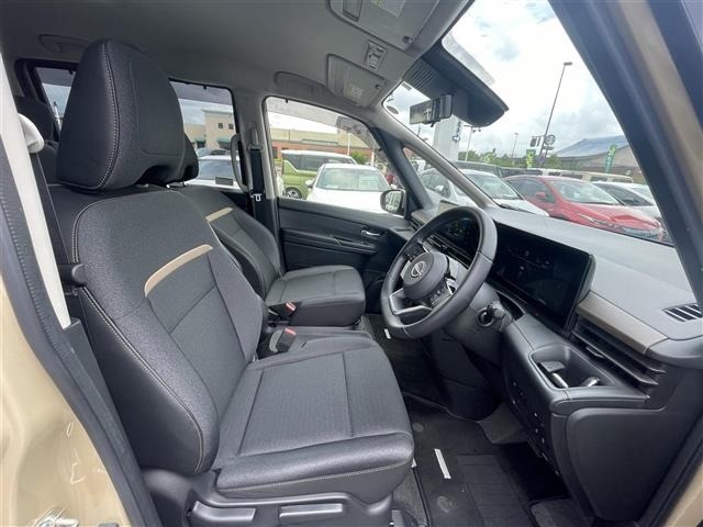 Nissan SERENA 2023 8155531-4