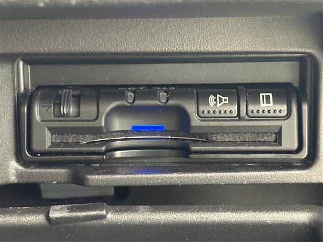 Nissan SERENA 2018 8155545-8