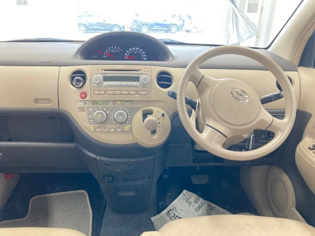 Toyota SIENTA 2008 8151269-3
