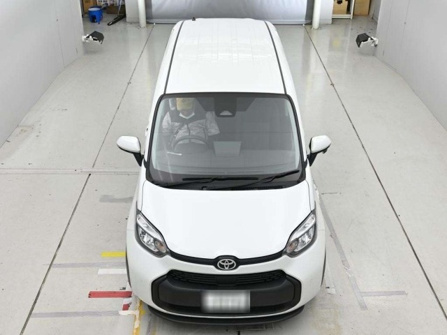 Toyota SIENTA 2025 8151324-7