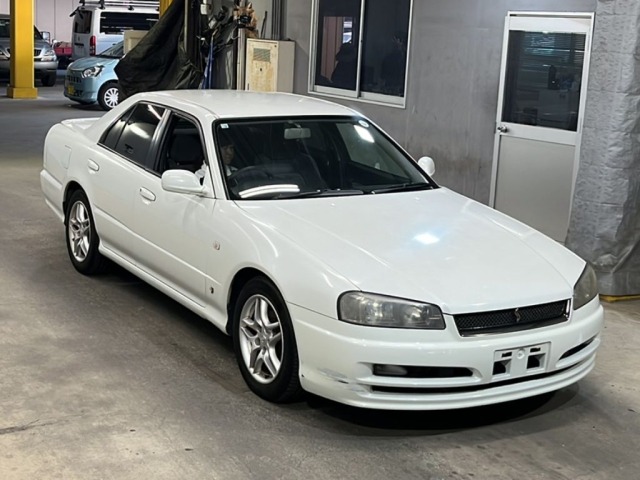 Nissan SKYLINE 2000 8155311-4