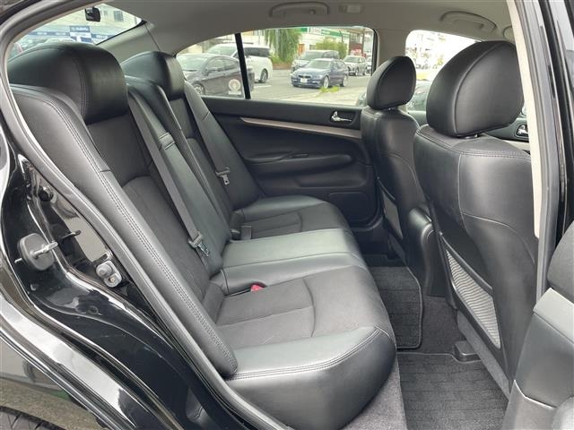 Nissan SKYLINE 2012 8155427-6