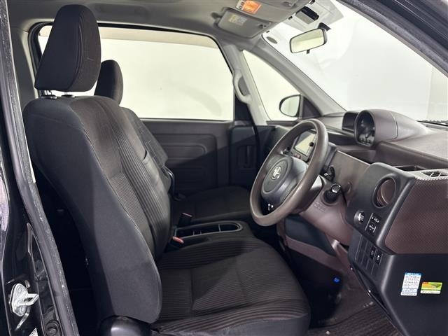 Toyota SPADE 2013 8151655-2