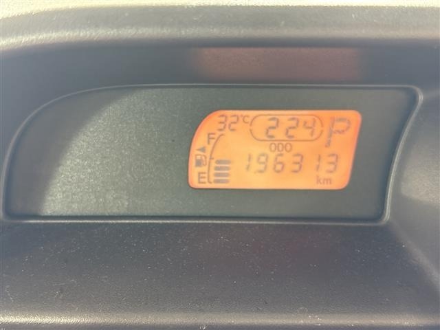 Toyota SPADE 2013 8151655-21