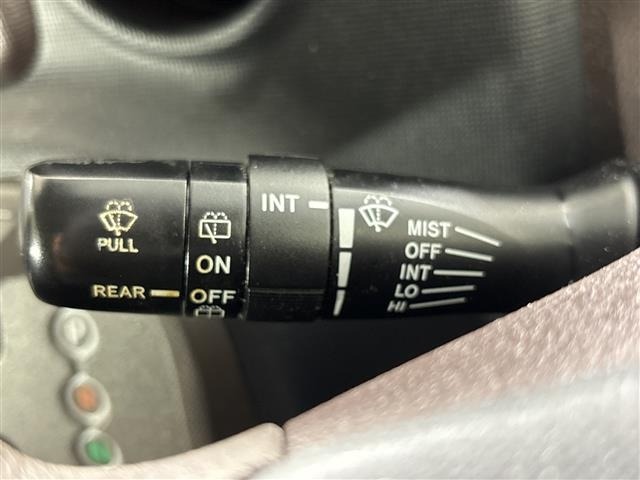 Toyota SPADE 2013 8151655-3