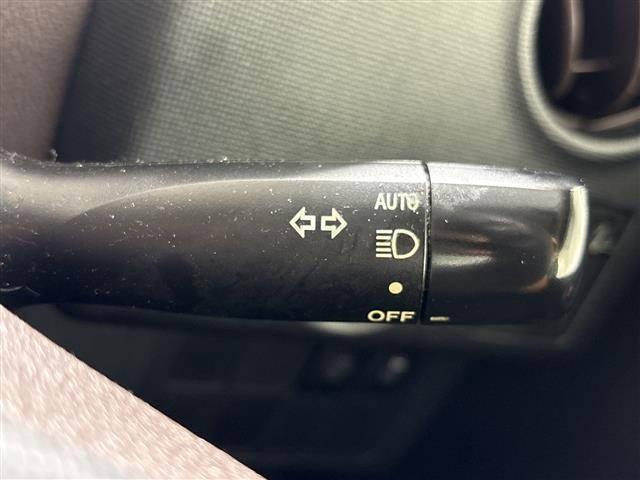 Toyota SPADE 2013 8151655-5