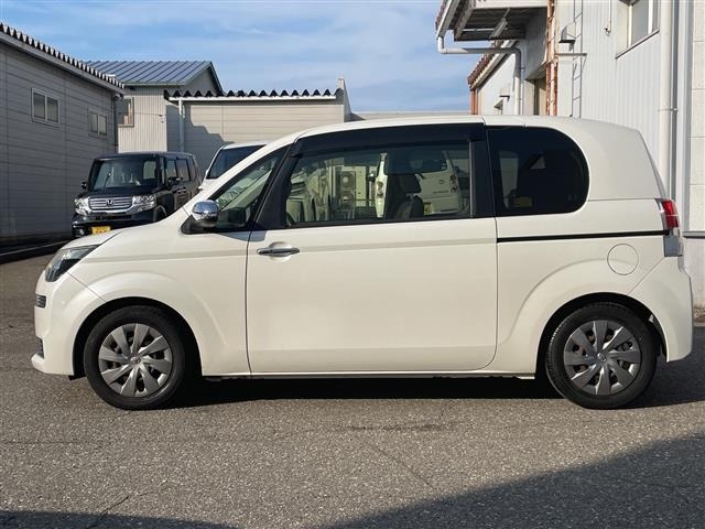 Toyota SPADE 2014 8151699-19