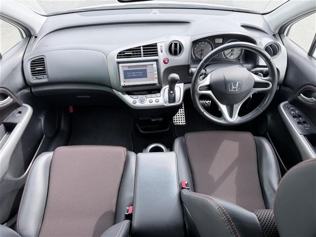Honda STREAM 2010 8157261-15