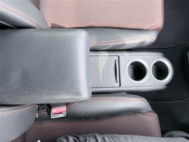 Honda STREAM 2010 8157261-2
