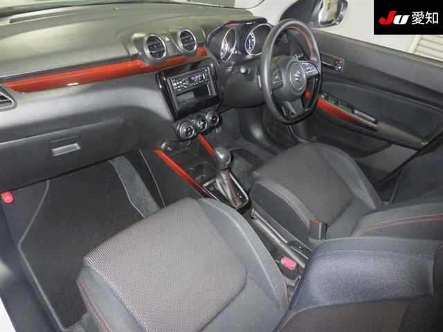 Suzuki SWIFT 2019 8156974-3